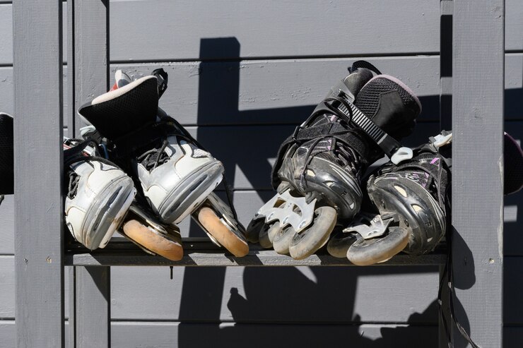 Conheça as Diferenças Cruciais Entre Patins Hardboot e Softboot